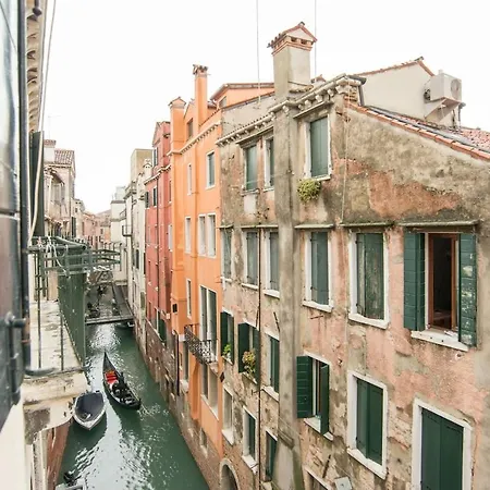 شقة Live As A Real Venetian