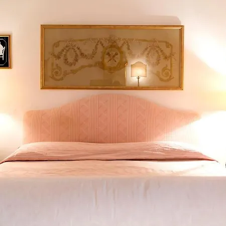 Апартаменты Live As A Real Venetian *